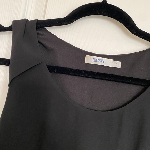 RICKI’S Black Pleated Midi Dress – Size 0 - Picture 3 of 5
